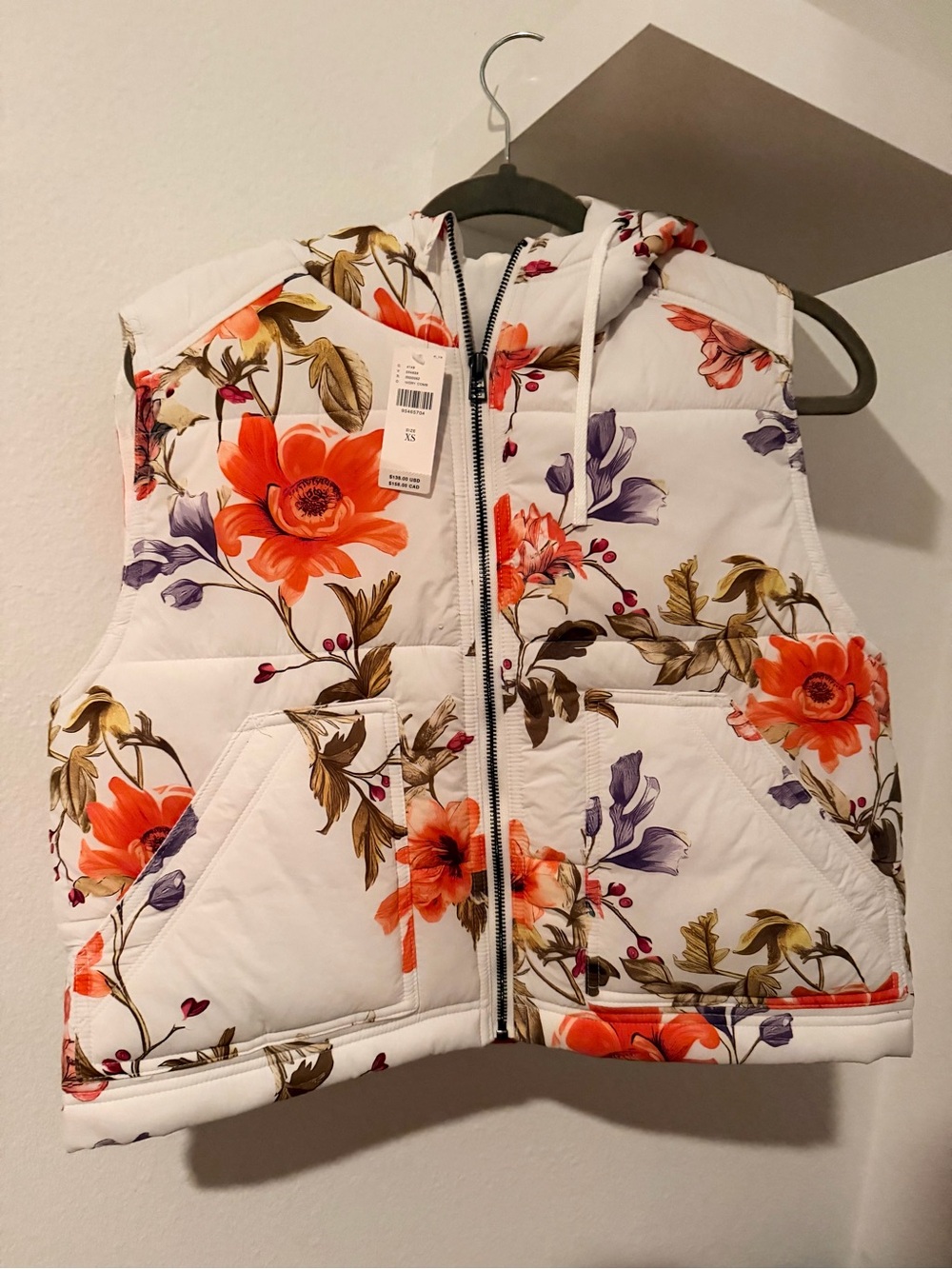 Anthropologie White Floral Puffer Vest with Orange & Purple Blooms NWT SIZE XS
